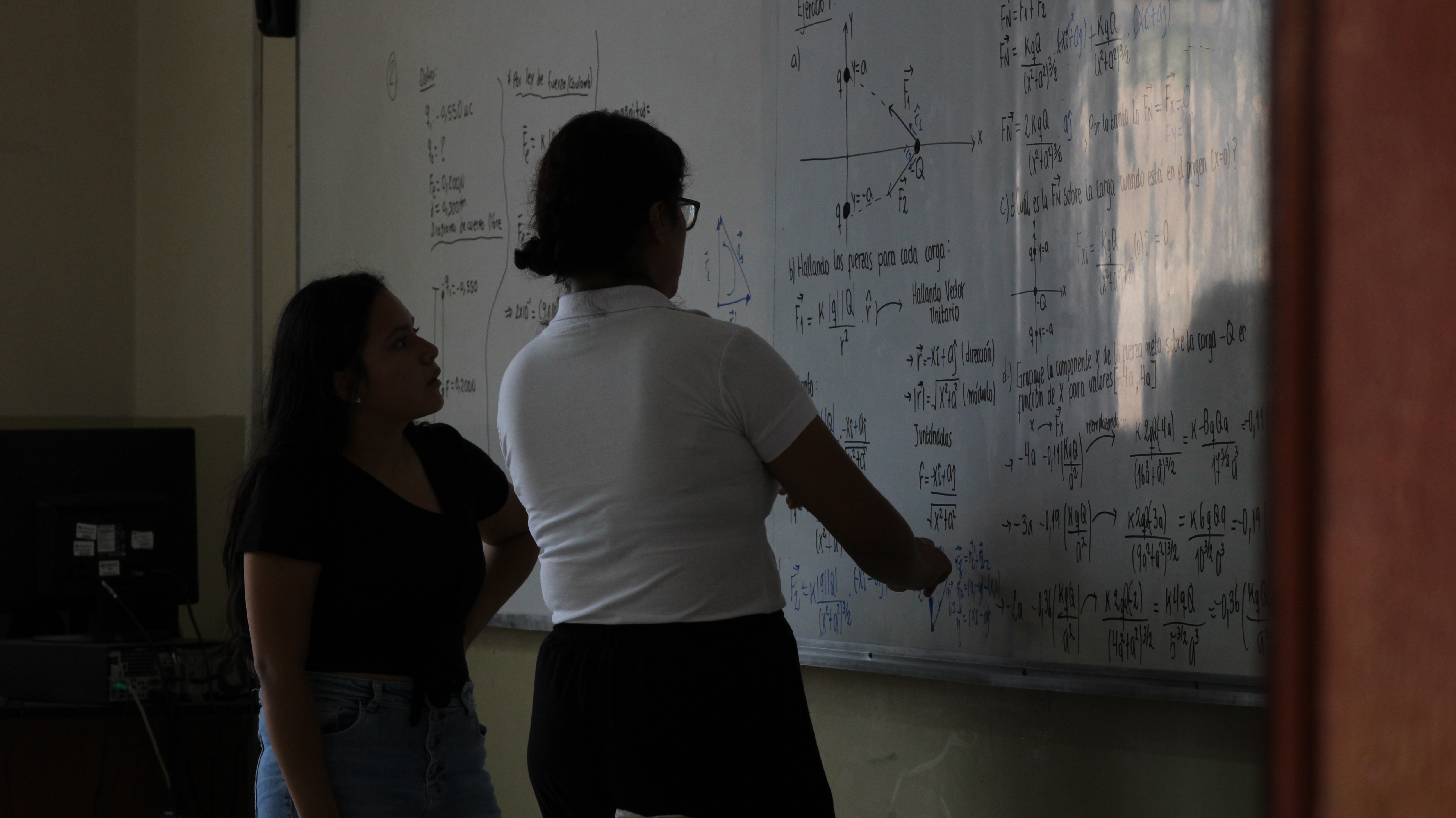 Comunidad estudiantil de Física de la UNT